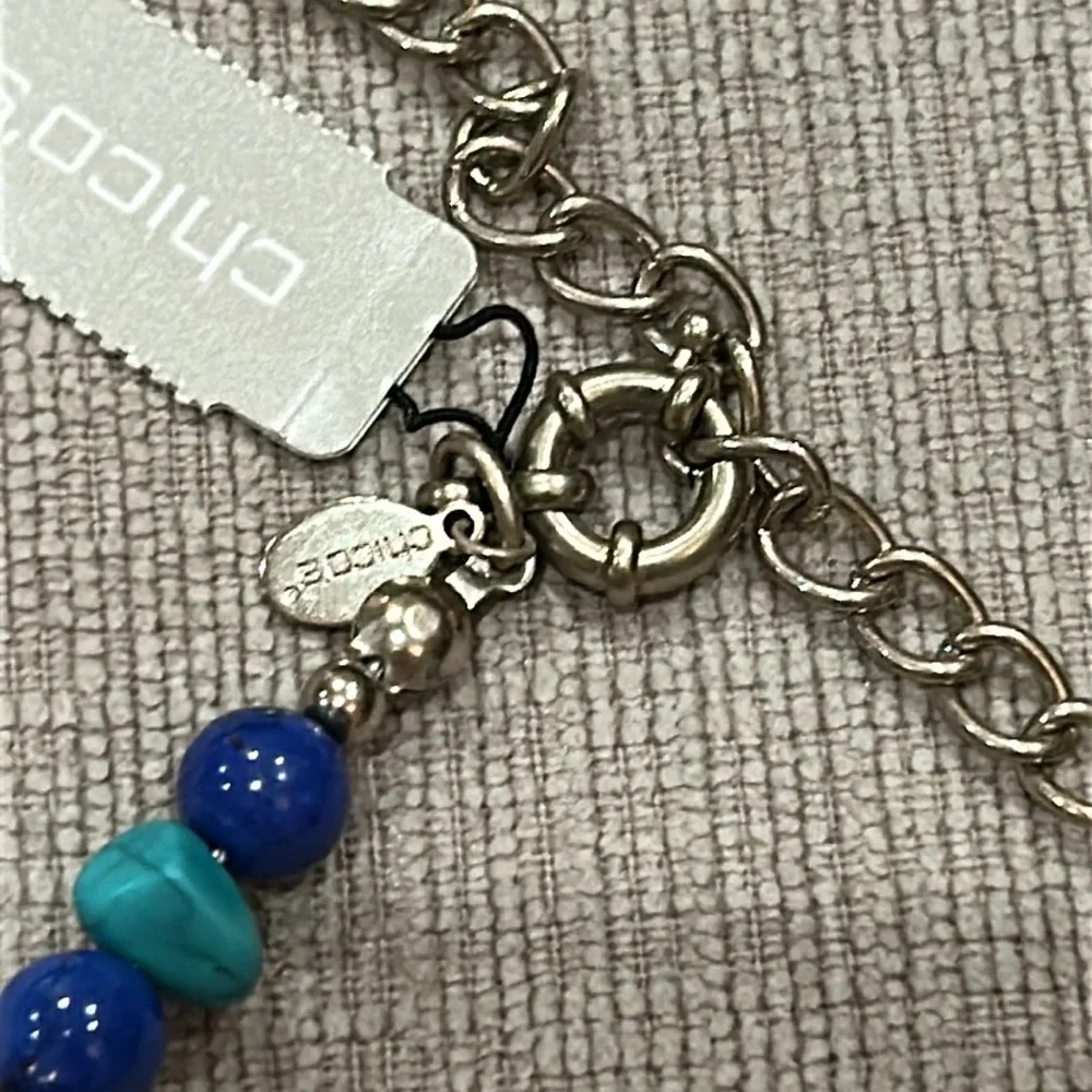 NWT Chicos gold tone, dyed howlite stone Statement Necklace - Picture 5 of 6